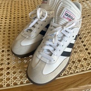Worn twice - ADIDAS SAMBA W8/M6.5